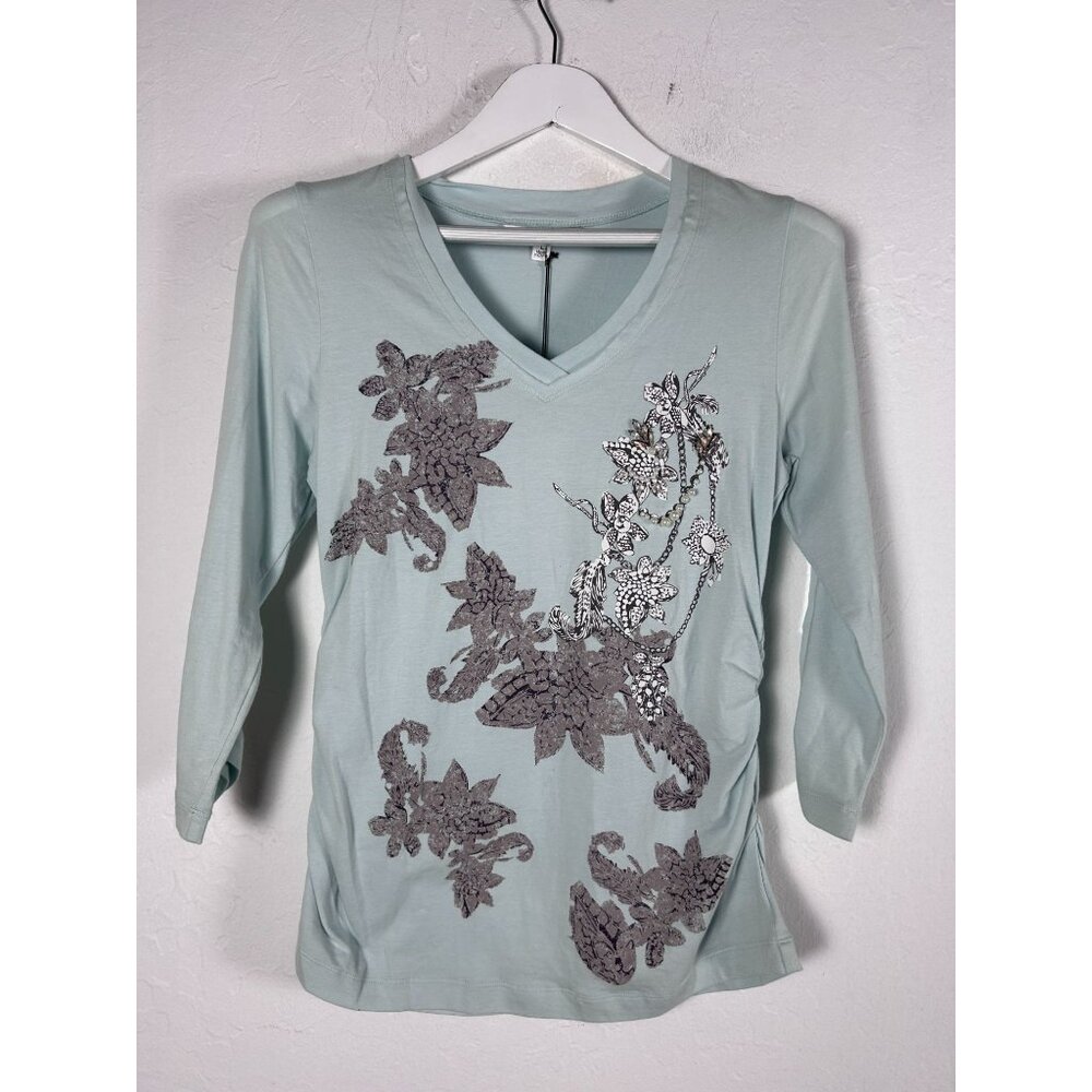 Cabi Women #514 Heirloom Tee Embellished Pearl V-Neck T-Shirt Top Large Blue New